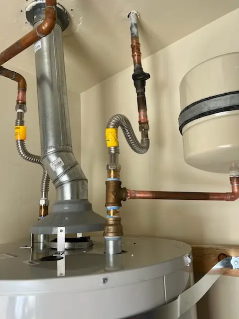 Water heater installation and plumbing repair in Camp Springs